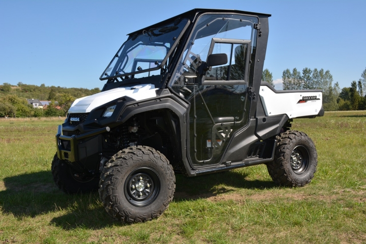 Кабина DFK на HONDA Pioneer 1000