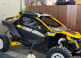 Виниловые окна дверей для Maverick R